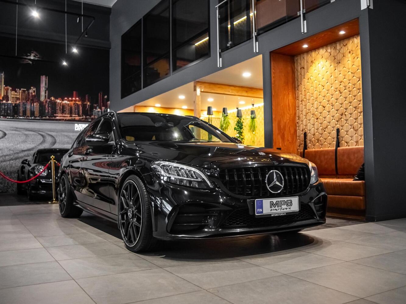 Mercedes-Benz C vaihtoauto