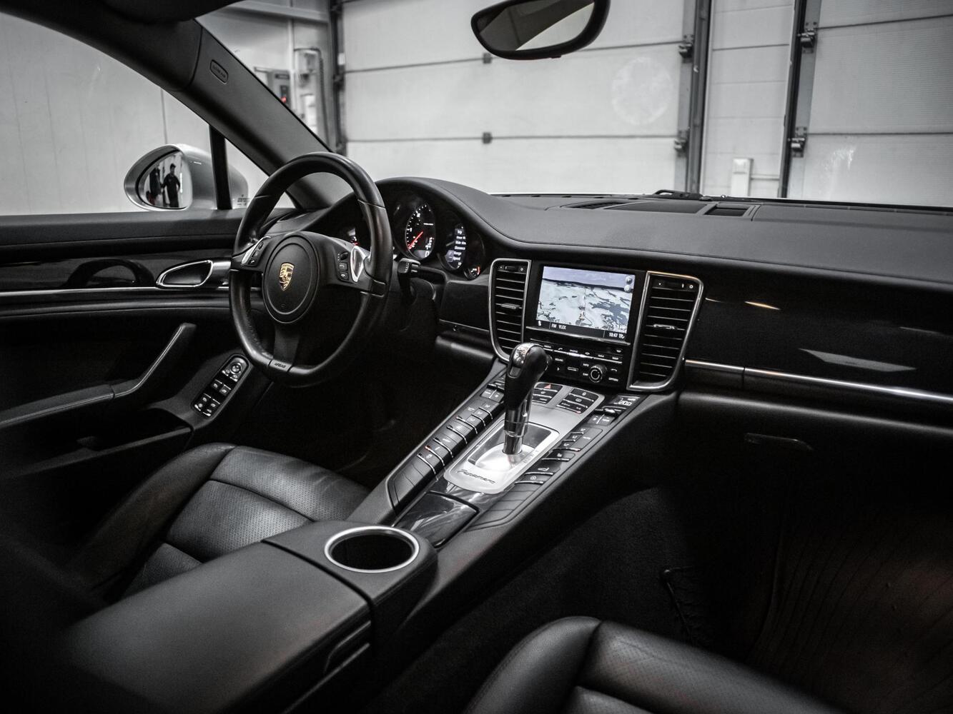 Porsche Panamera vaihtoauto