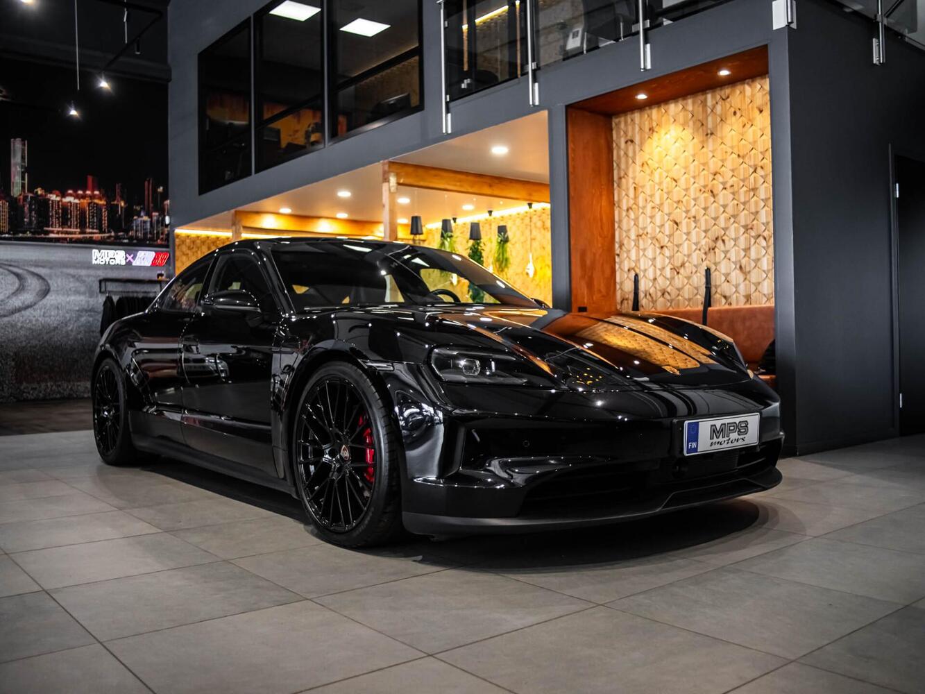 Porsche Taycan vaihtoauto