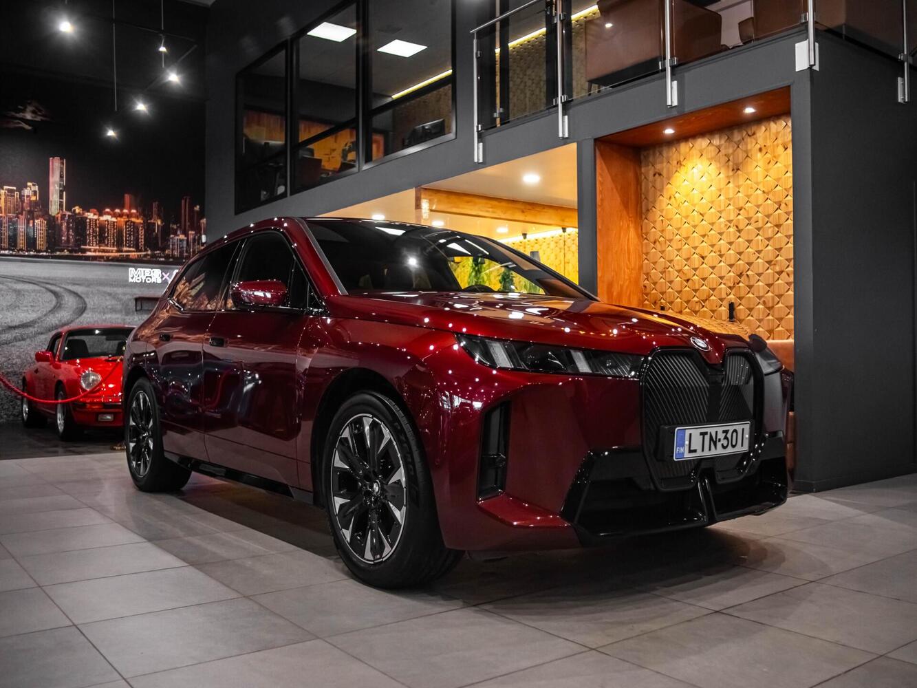 BMW iX vaihtoauto