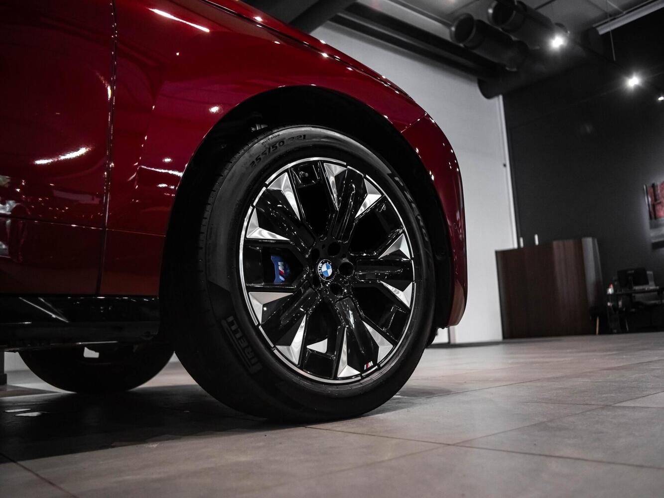 BMW iX vaihtoauto