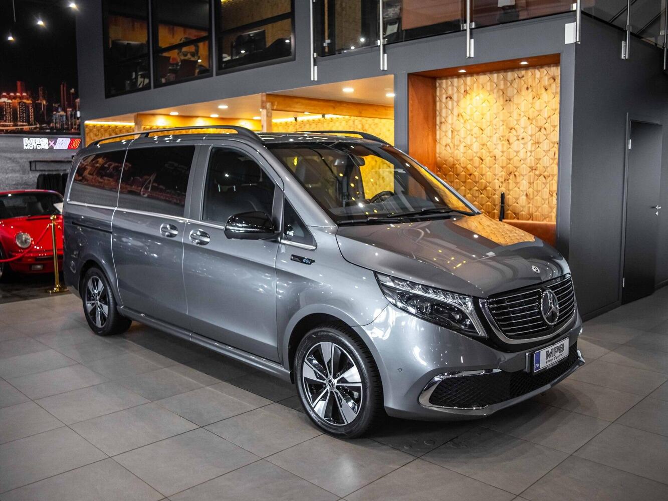 Mercedes-Benz EQV vaihtoauto