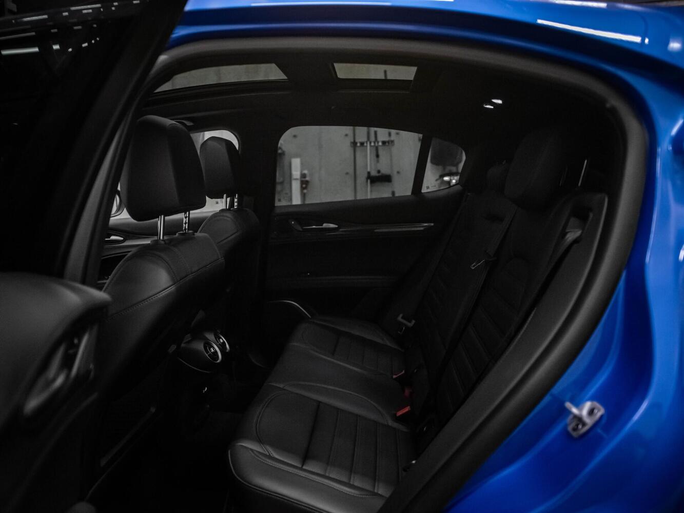 Alfa Romeo Stelvio vaihtoauto