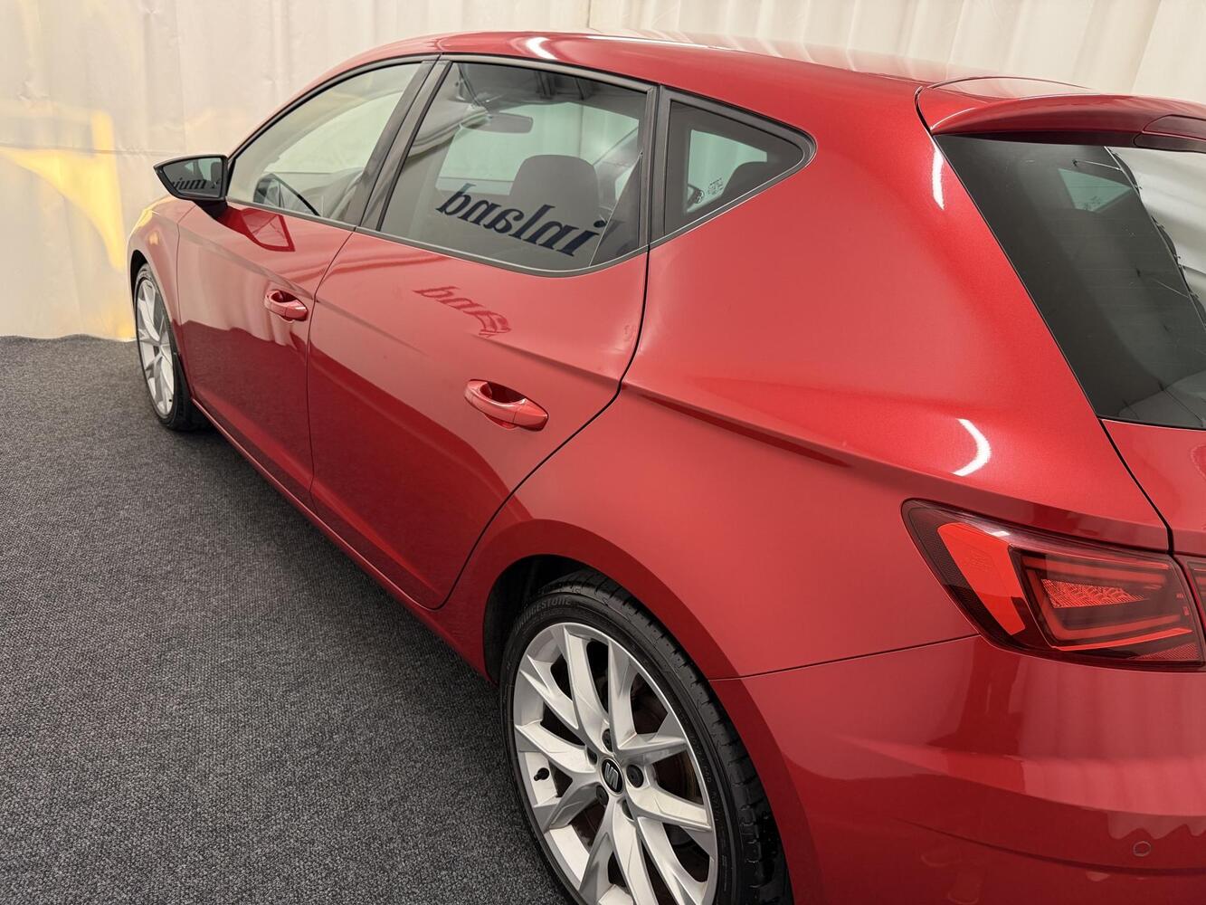 SEAT Leon vaihtoauto
