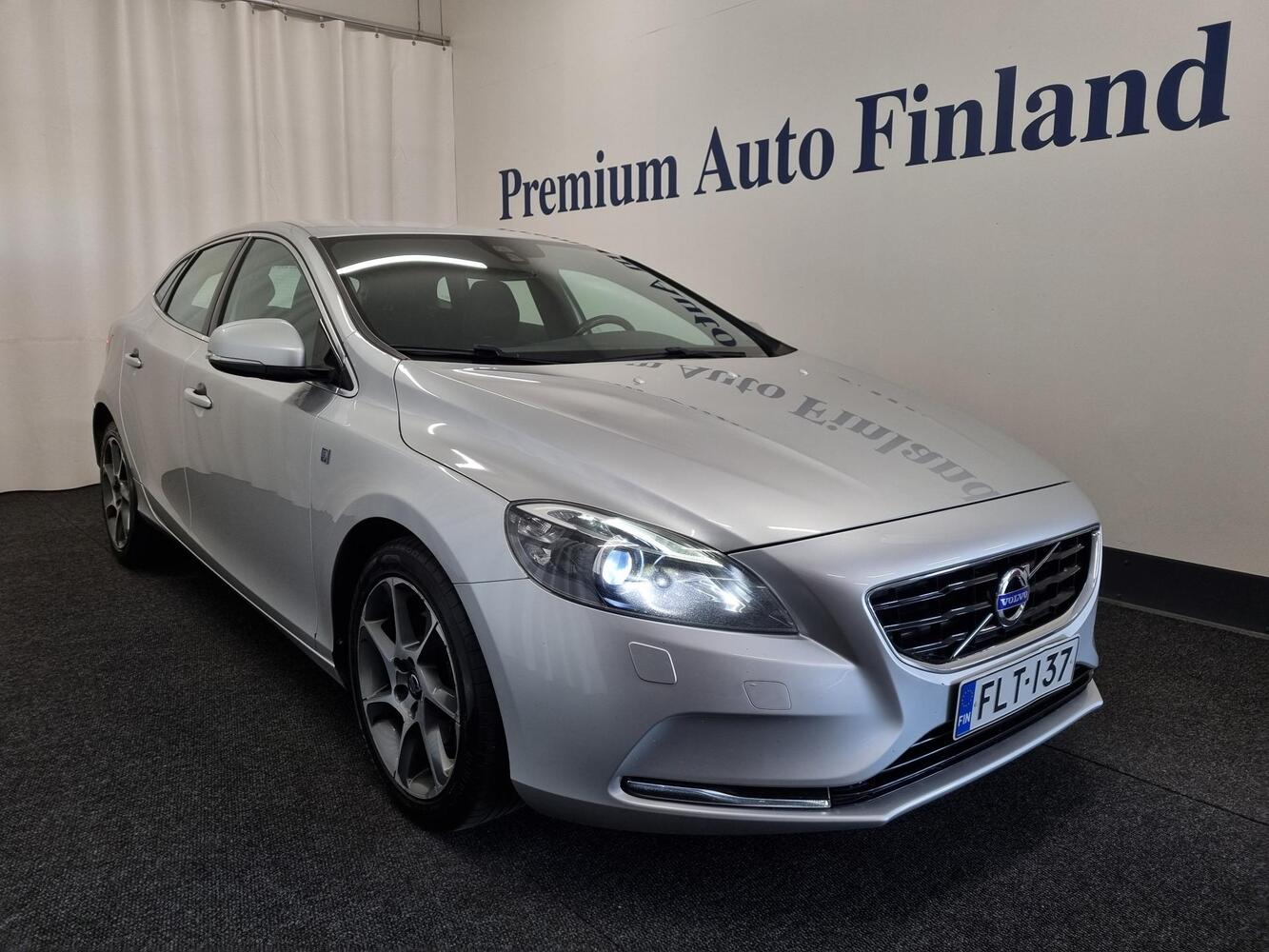 Volvo V40 vaihtoauto