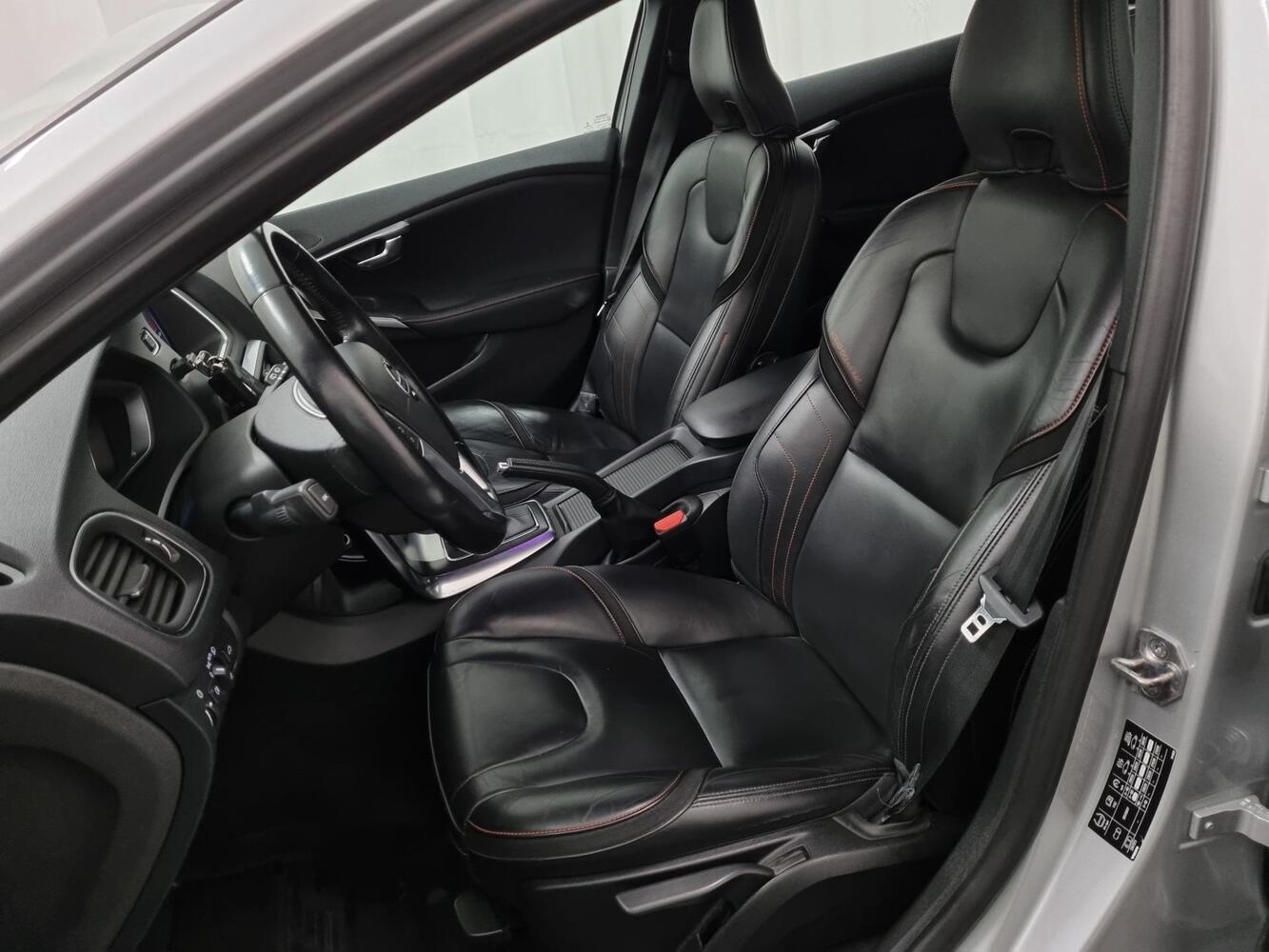 Volvo V40 vaihtoauto