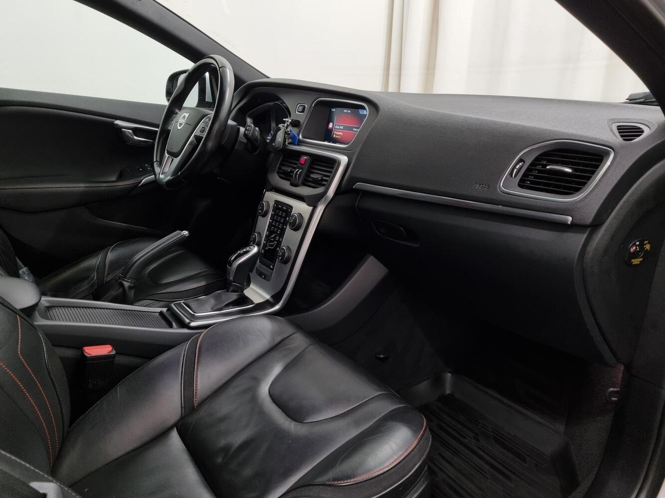 Volvo V40 vaihtoauto