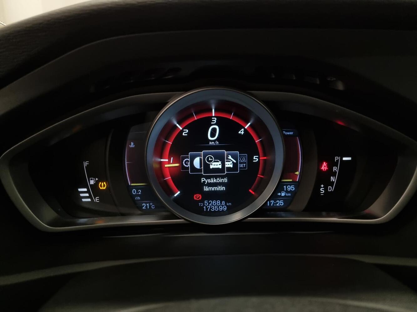 Volvo V40 vaihtoauto