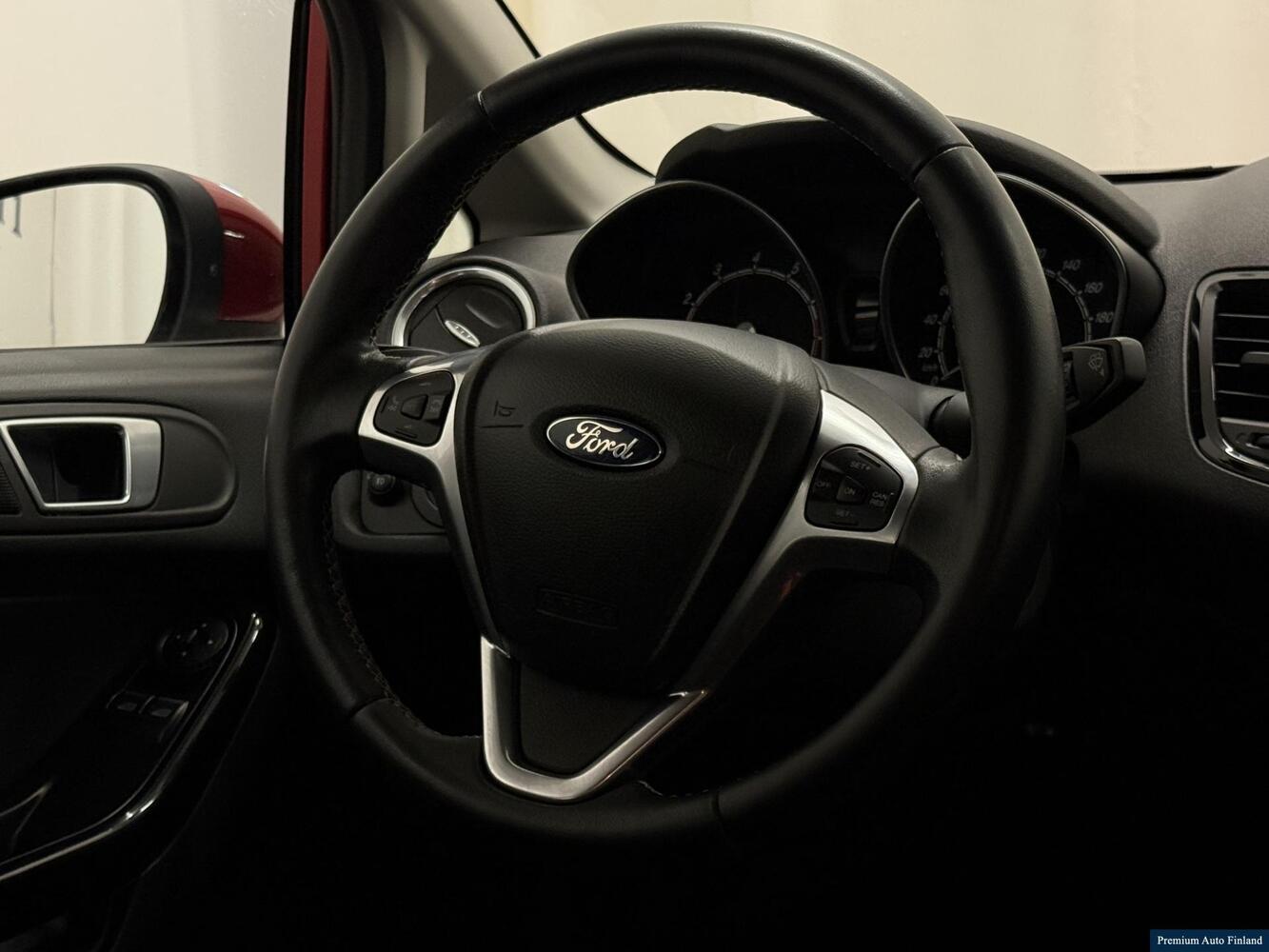 Ford Fiesta vaihtoauto