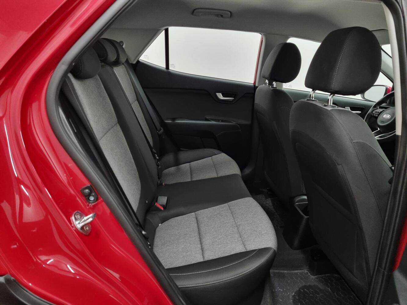 Kia Stonic vaihtoauto