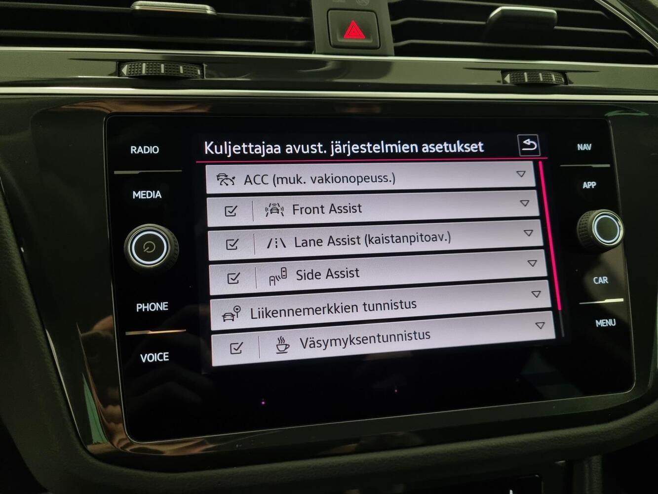 Volkswagen Tiguan vaihtoauto