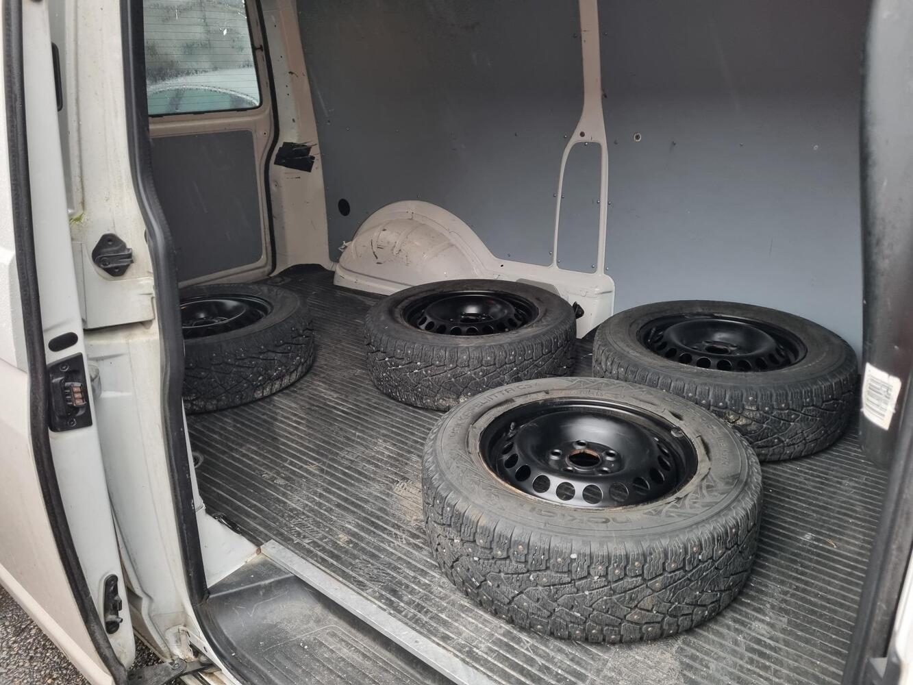 Volkswagen Transporter vaihtoauto