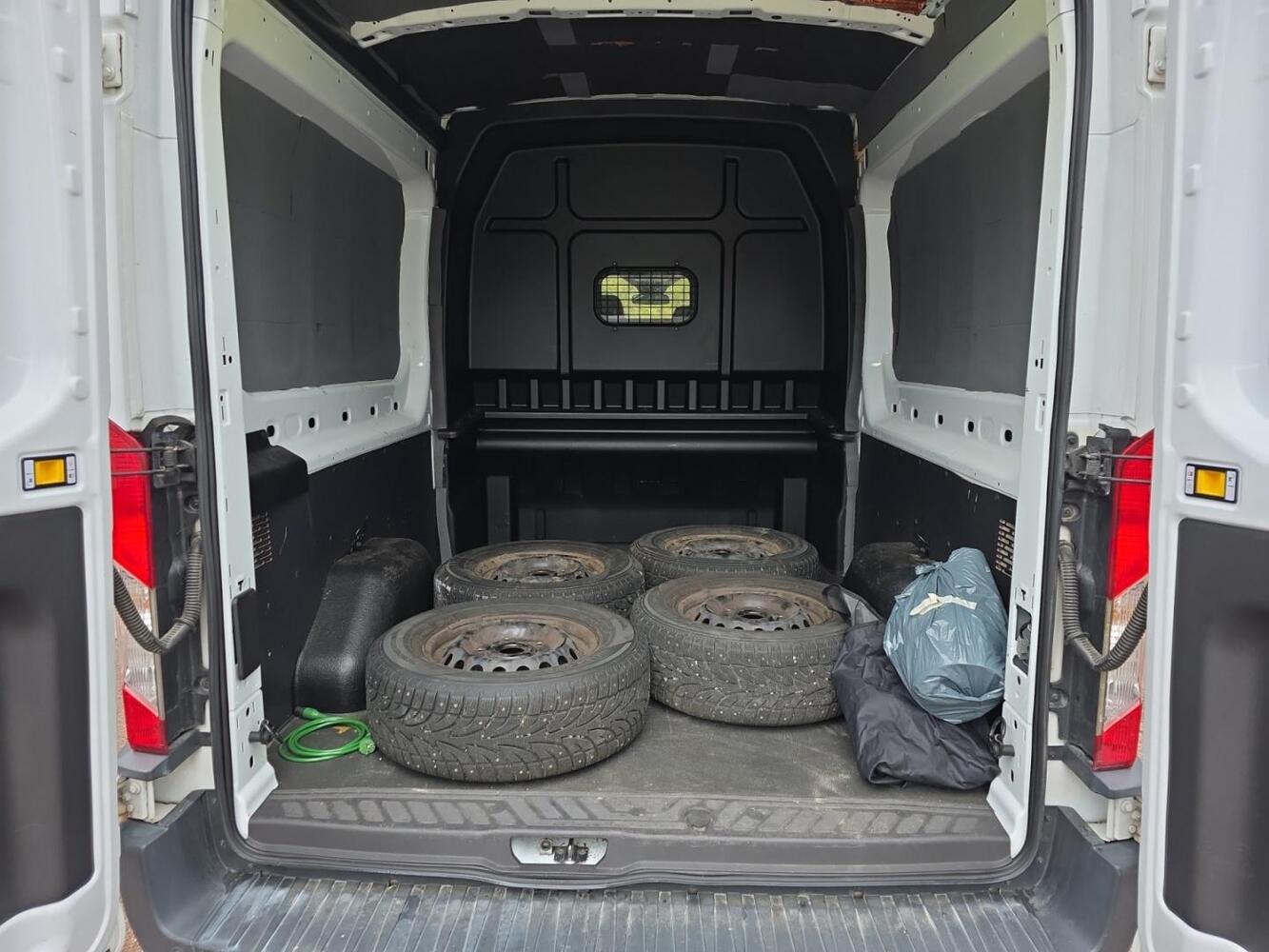 Ford Transit vaihtoauto