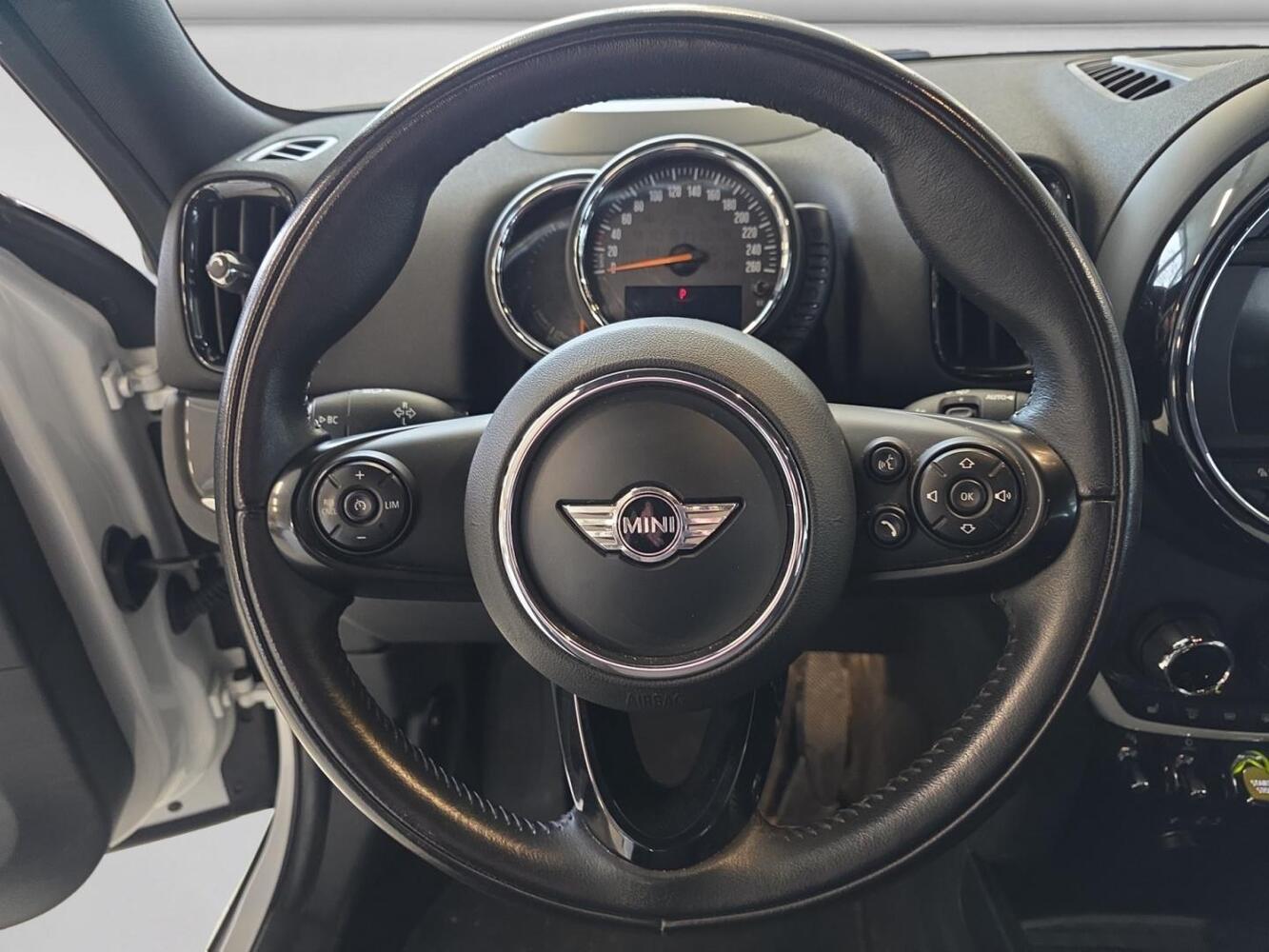 Mini Countryman vaihtoauto
