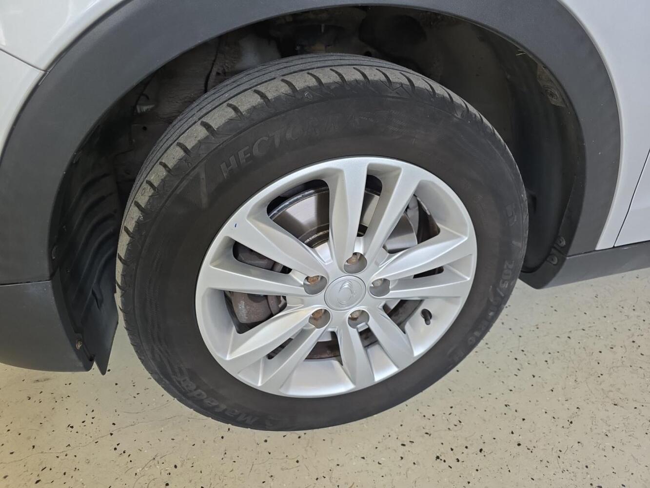 SsangYong Tivoli vaihtoauto