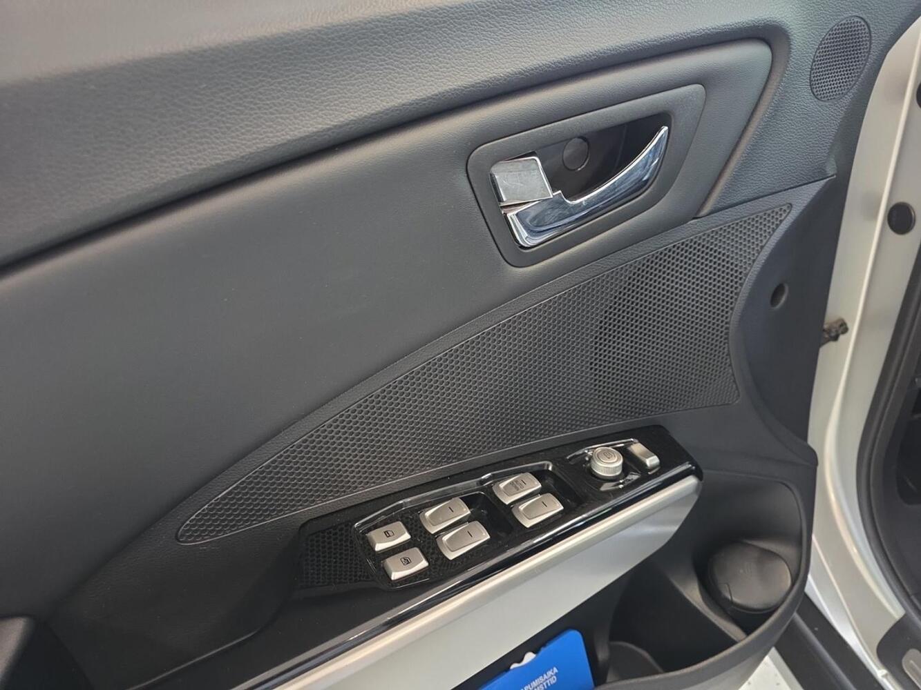 SsangYong Tivoli vaihtoauto