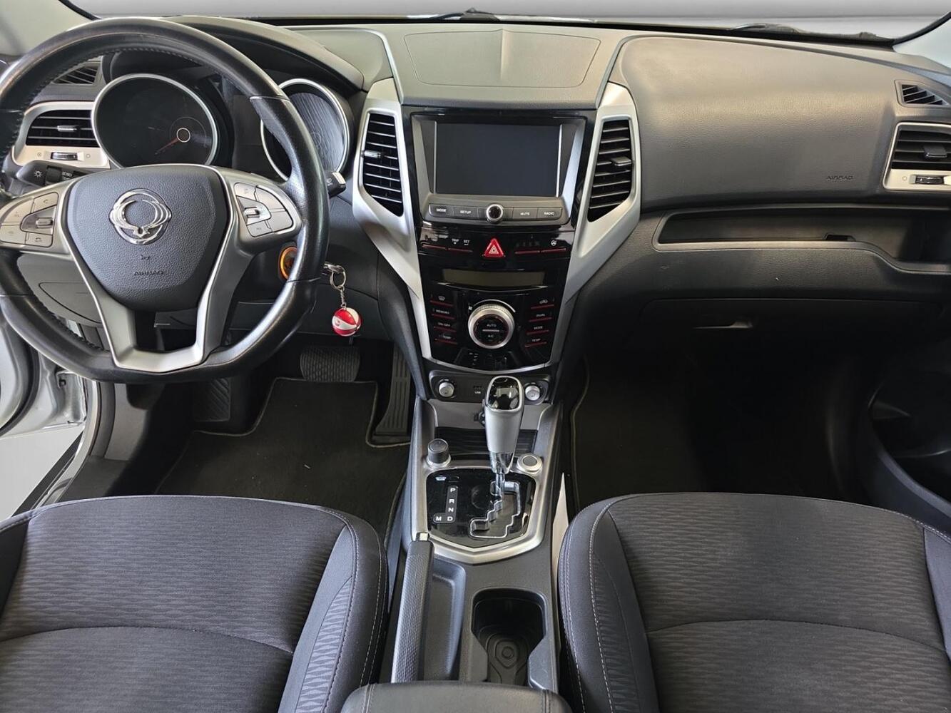 SsangYong Tivoli vaihtoauto