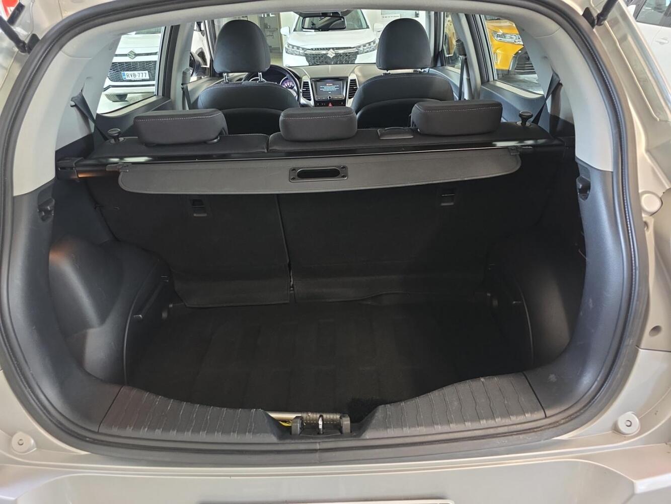 SsangYong Tivoli vaihtoauto