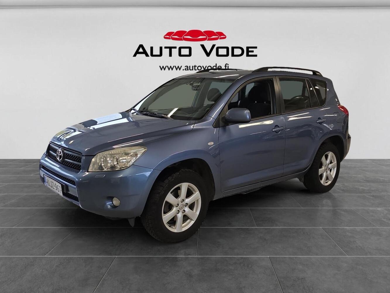 Toyota RAV4 vaihtoauto