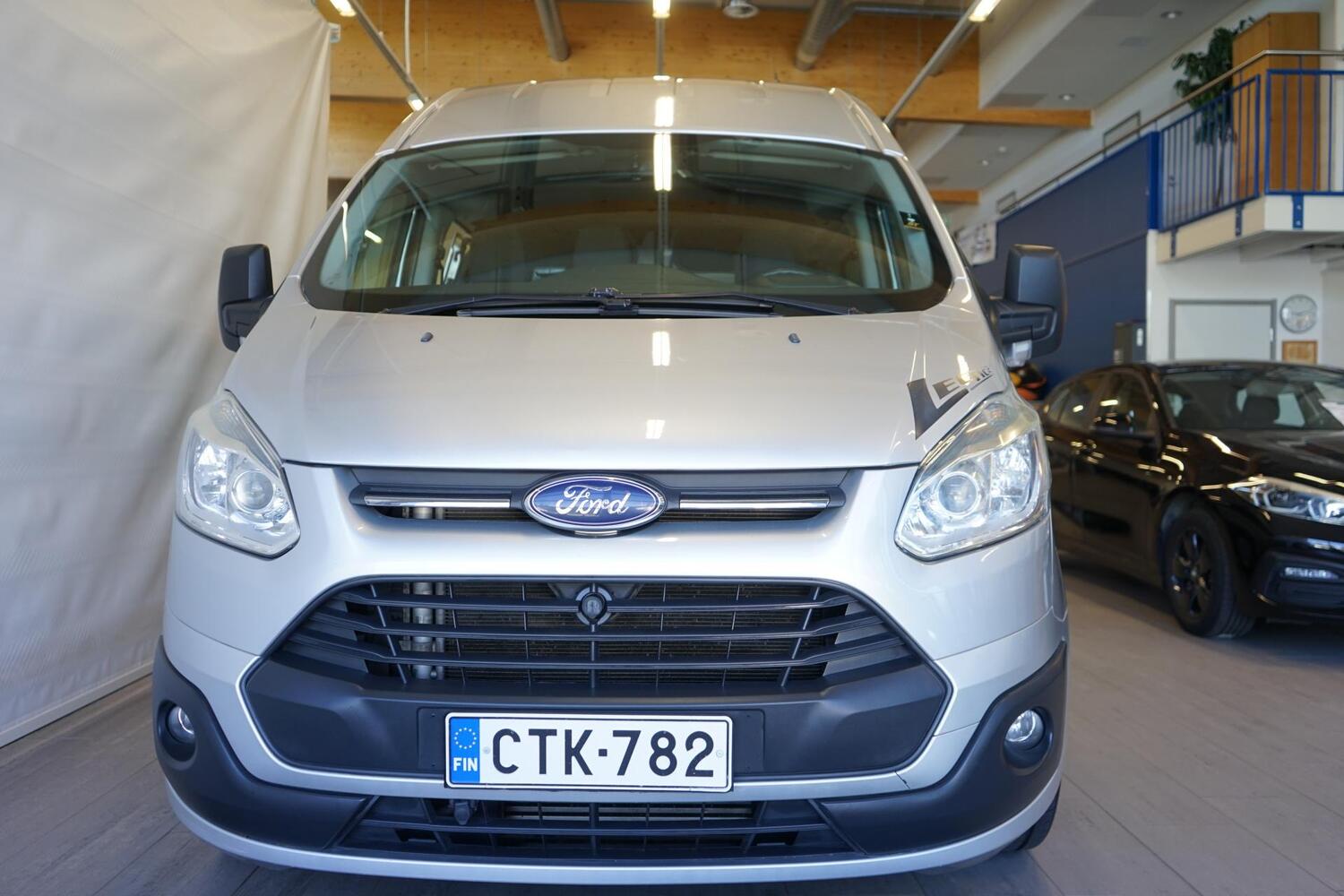 Ford Transit Custom vaihtoauto