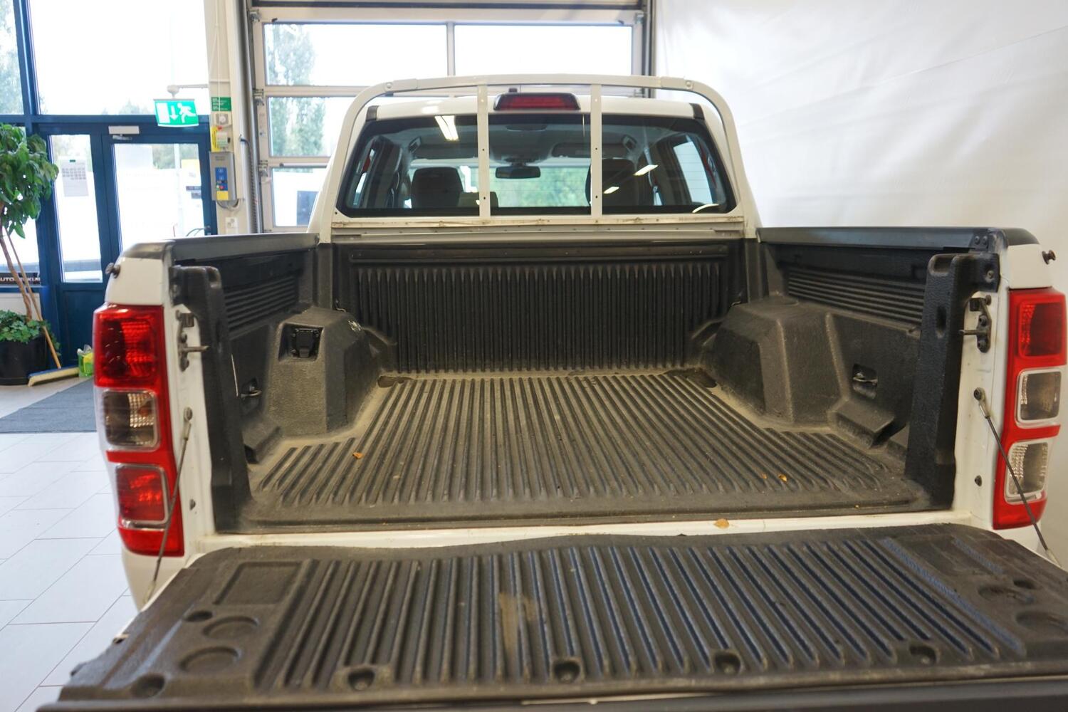 Ford Ranger vaihtoauto
