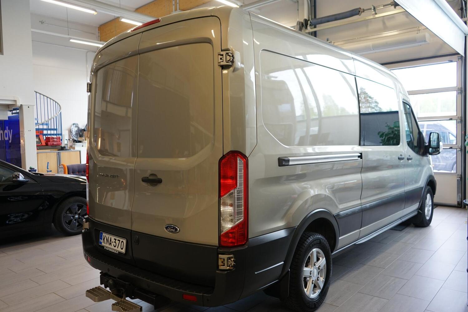 Ford Transit vaihtoauto