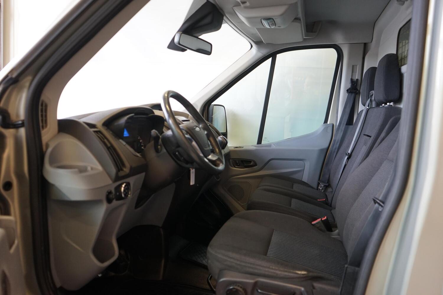 Ford Transit vaihtoauto