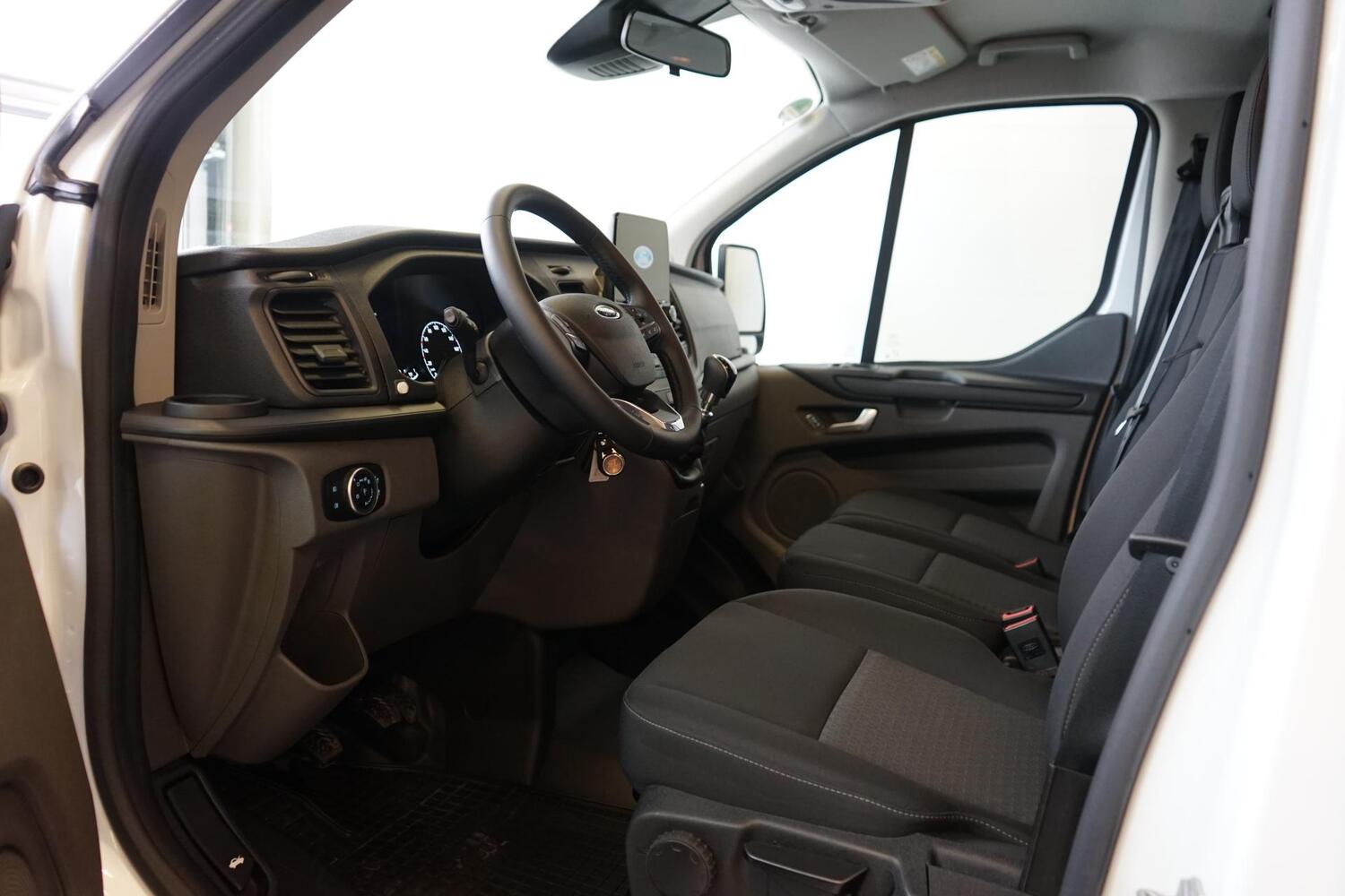 Ford Transit Custom vaihtoauto