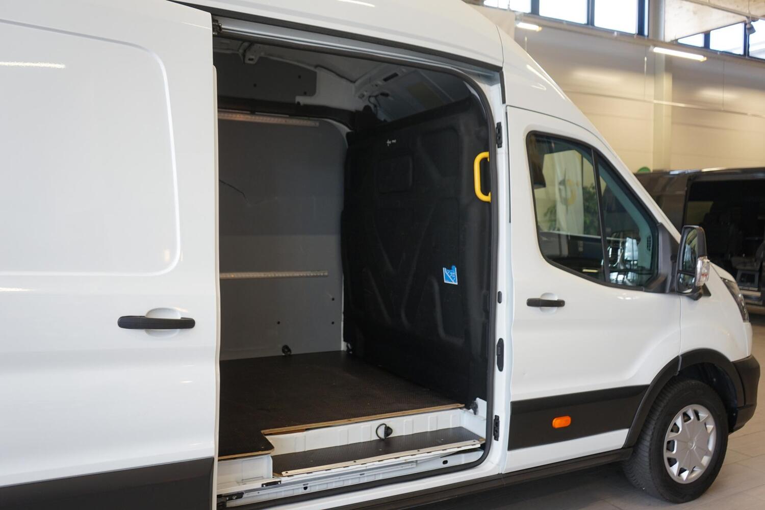 Ford Transit vaihtoauto