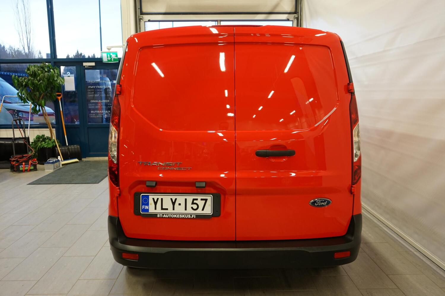 Ford Transit Connect vaihtoauto