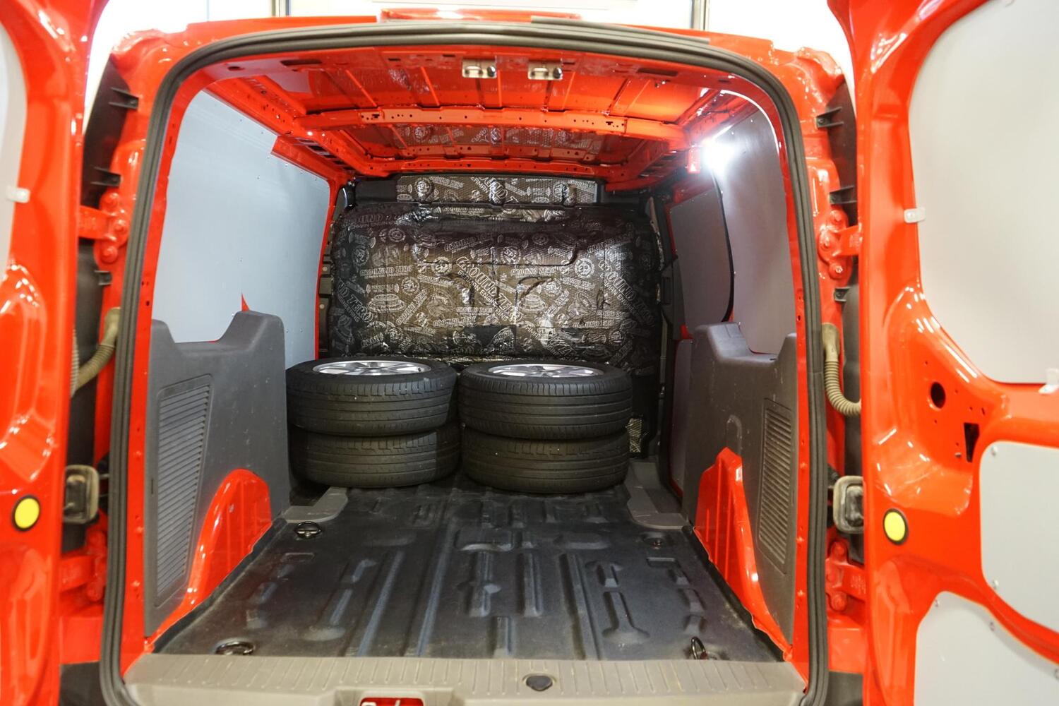 Ford Transit Connect vaihtoauto