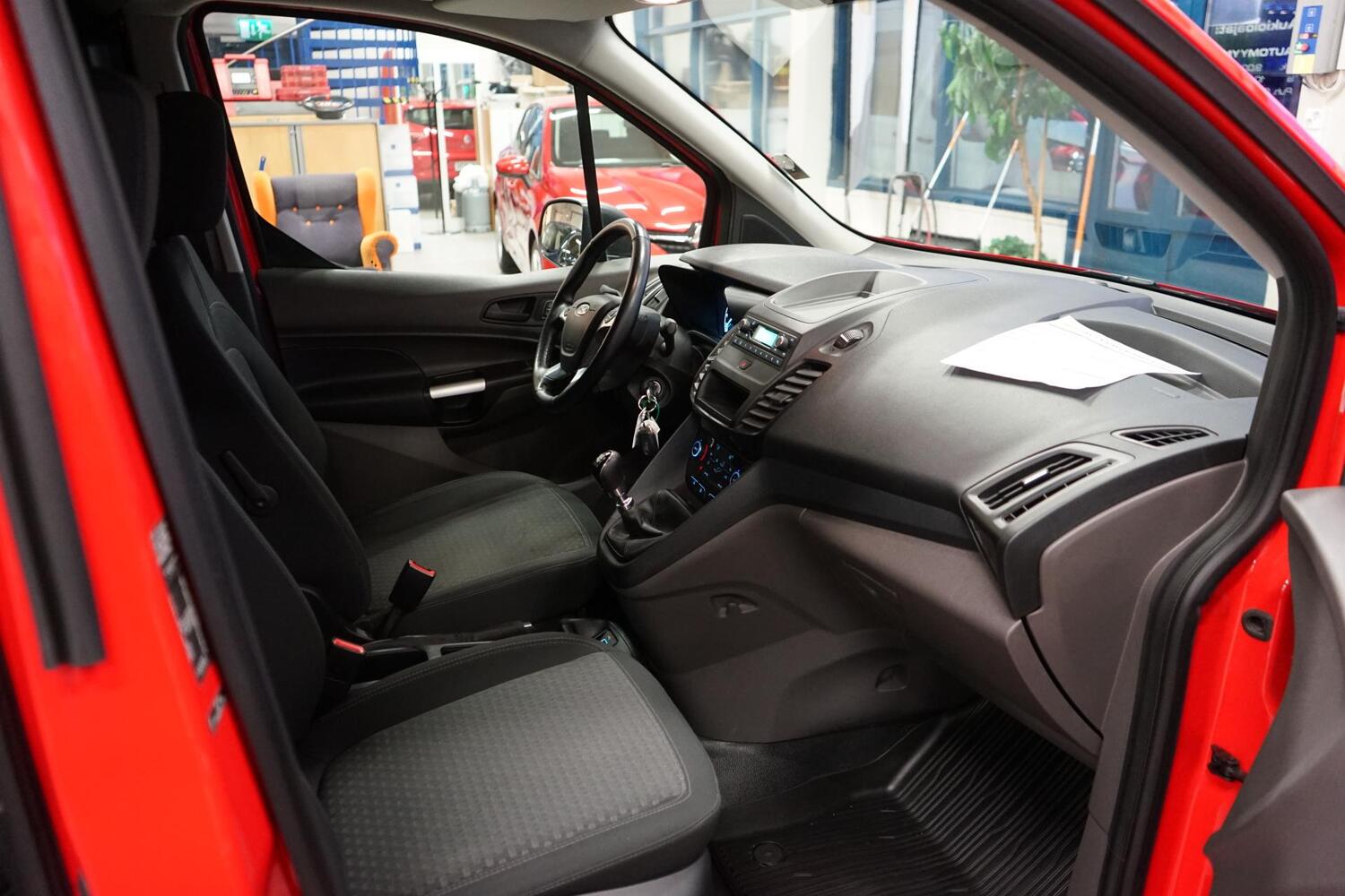 Ford Transit Connect vaihtoauto