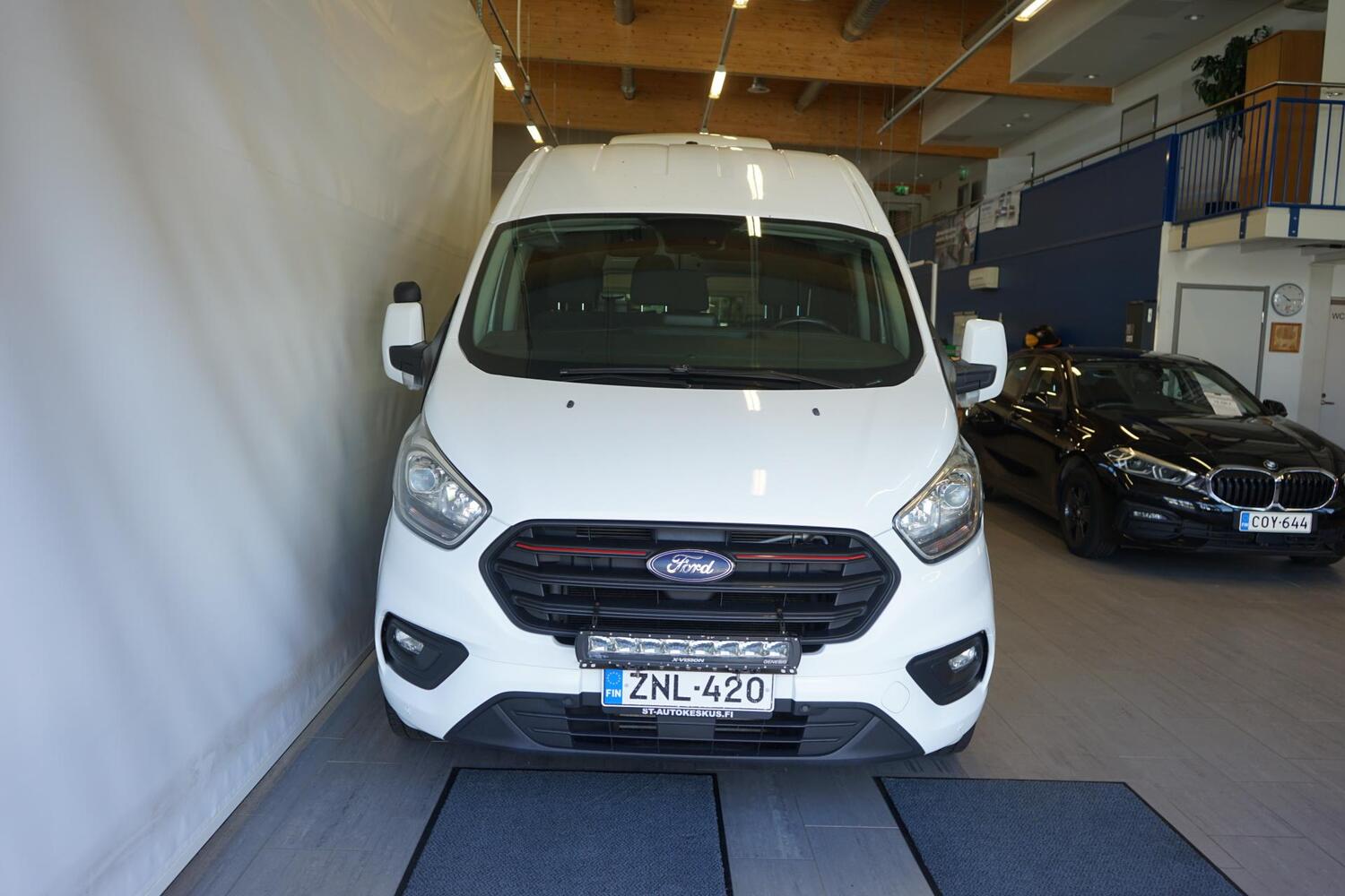 Ford Transit Custom vaihtoauto