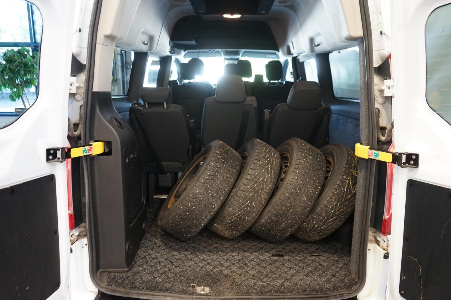 Ford Transit Custom vaihtoauto