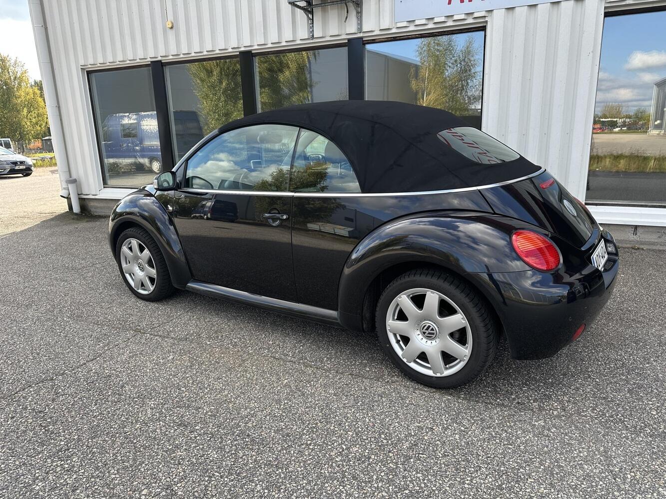 Volkswagen New Beetle vaihtoauto