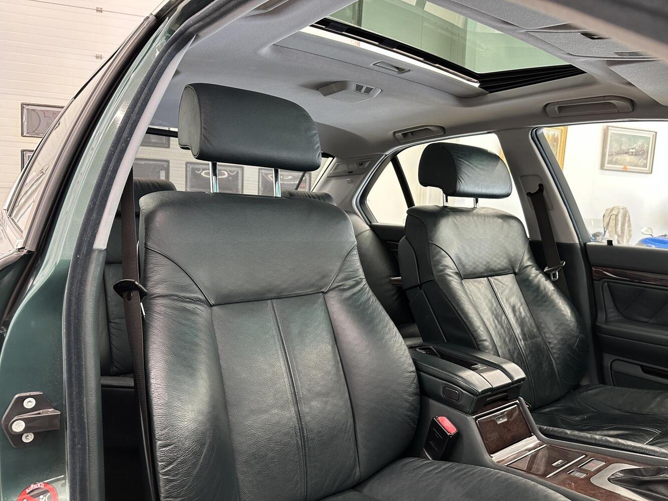 BMW 735 vaihtoauto