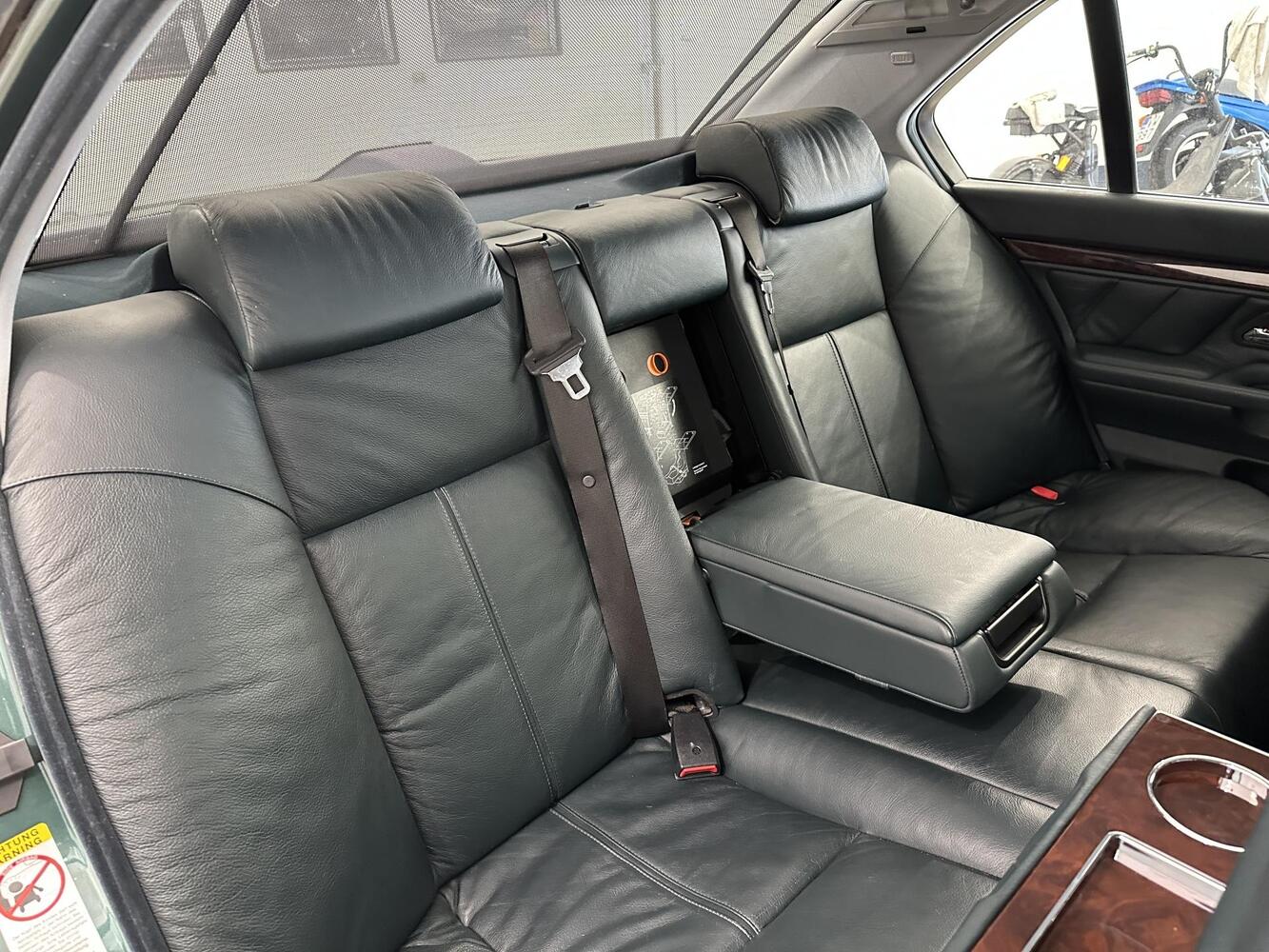 BMW 735 vaihtoauto