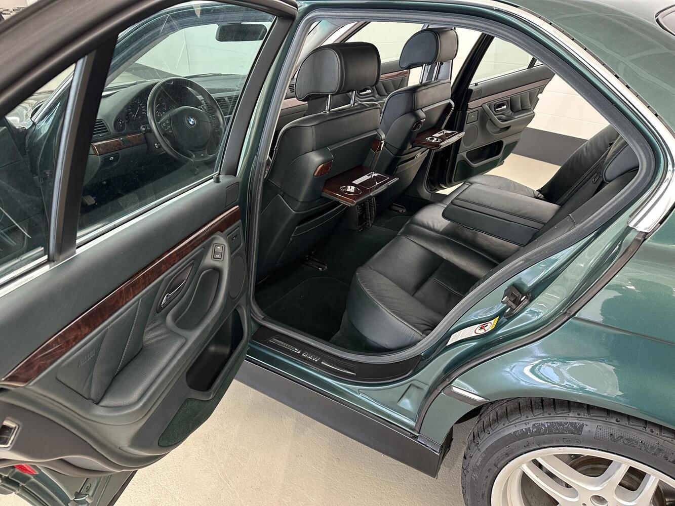 BMW 735 vaihtoauto