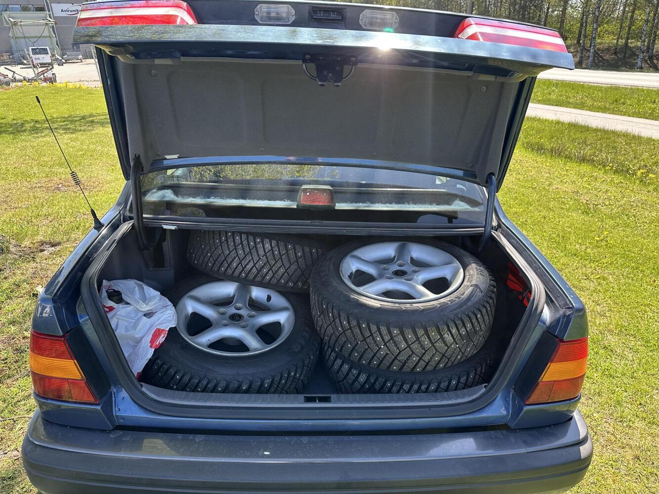 Volvo 940 vaihtoauto