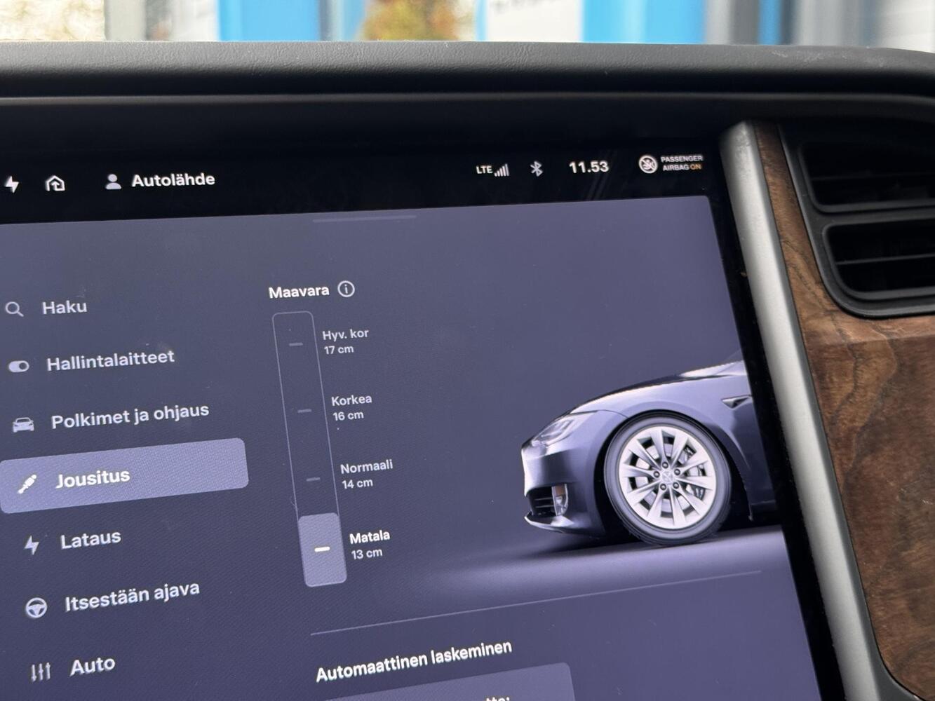 Tesla Model S vaihtoauto
