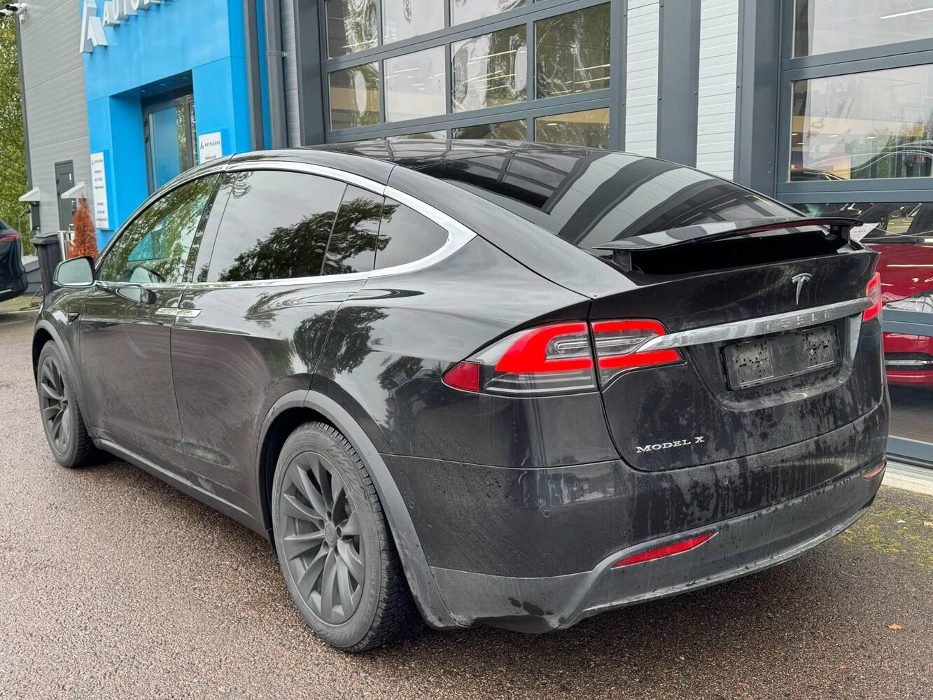 Tesla Model X vaihtoauto