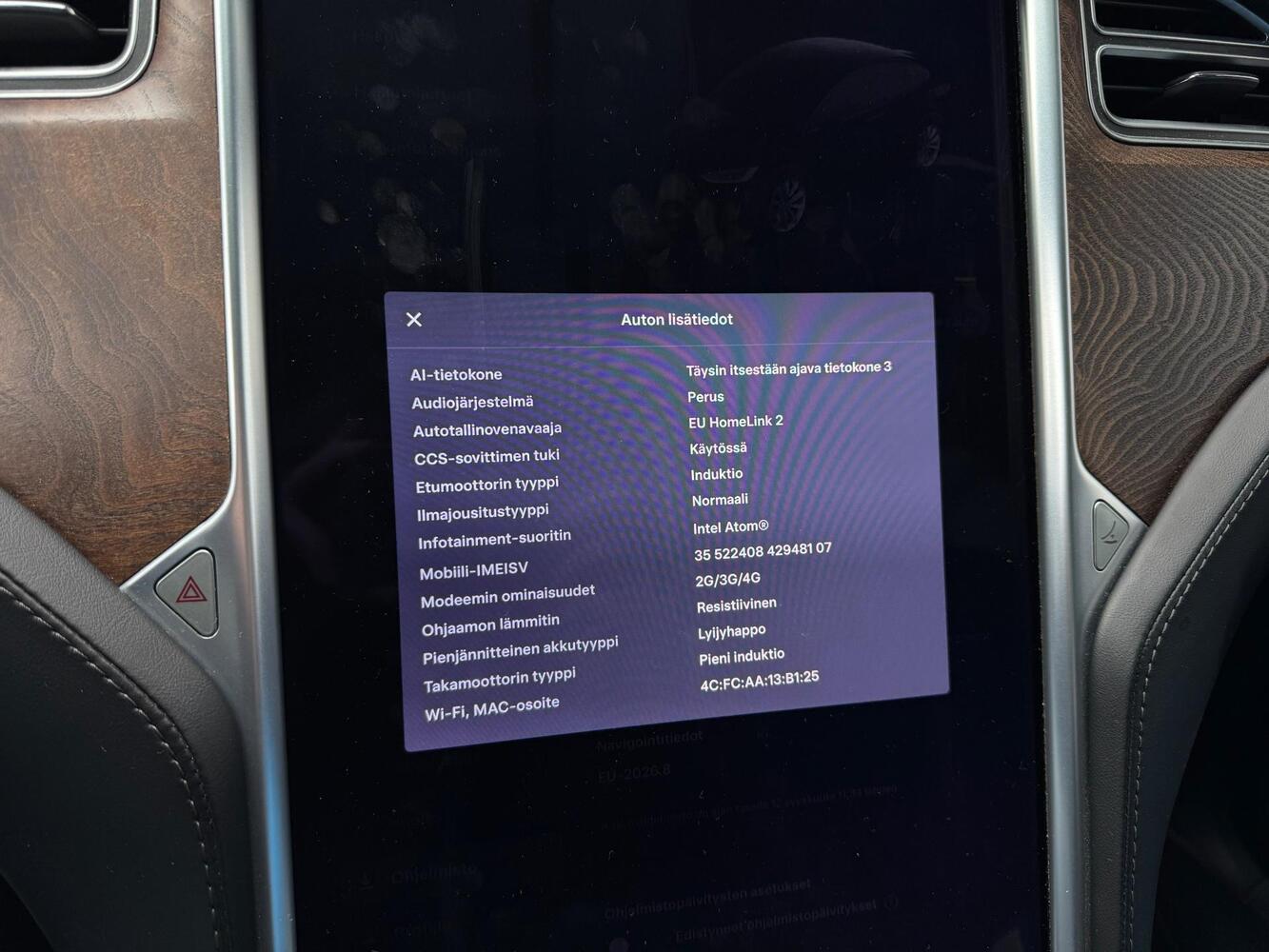 Tesla Model X vaihtoauto