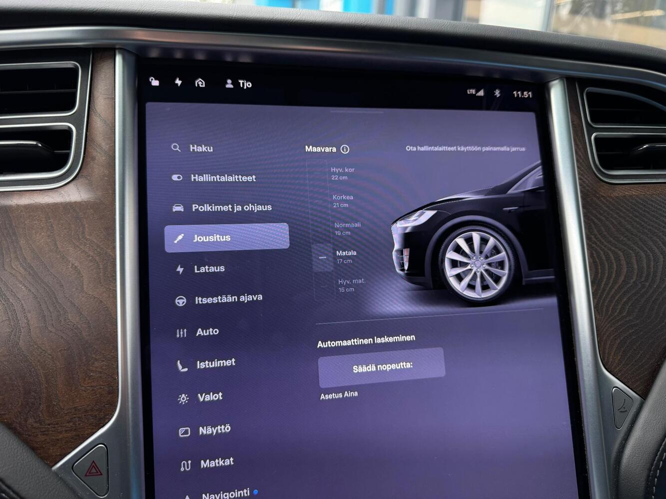 Tesla Model X vaihtoauto
