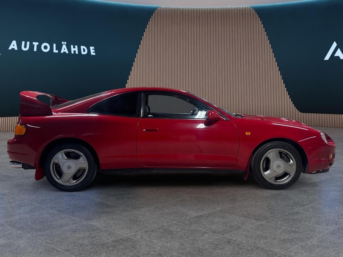 Toyota Celica vaihtoauto