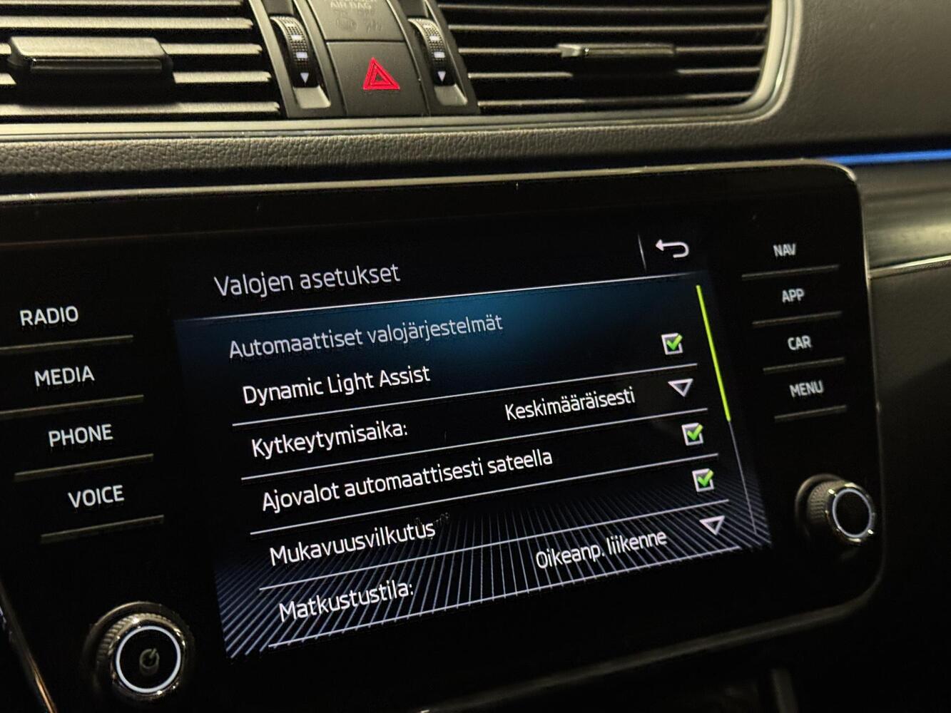 Skoda Superb vaihtoauto