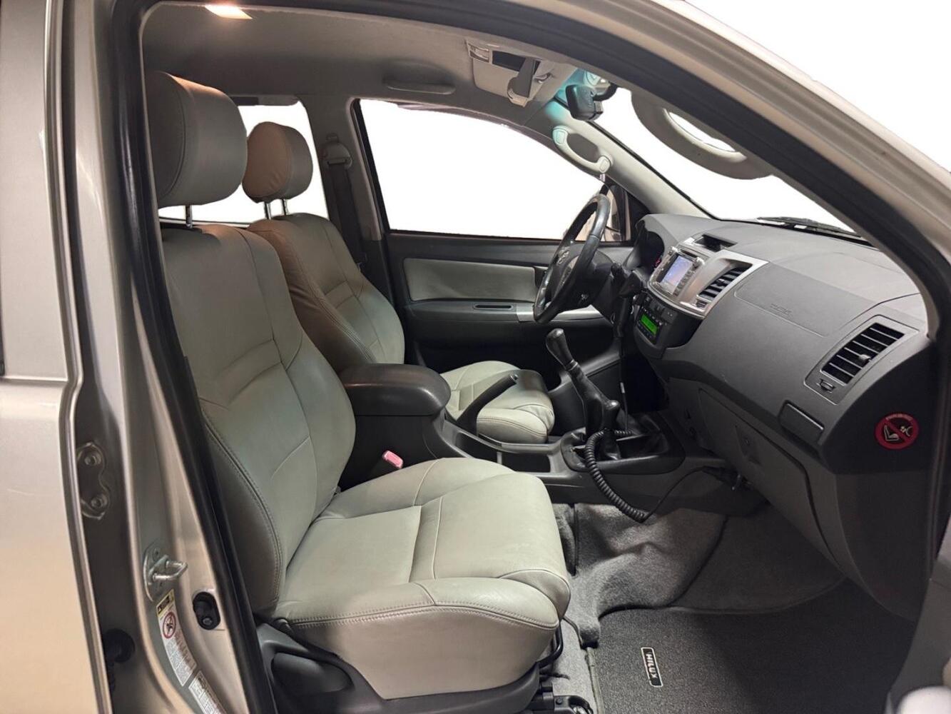 Toyota Hilux vaihtoauto