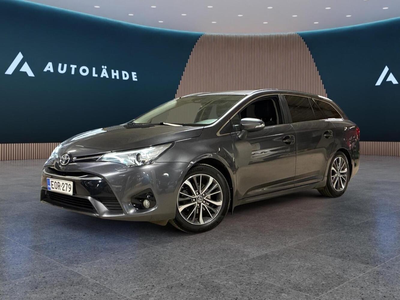 Toyota Avensis vaihtoauto