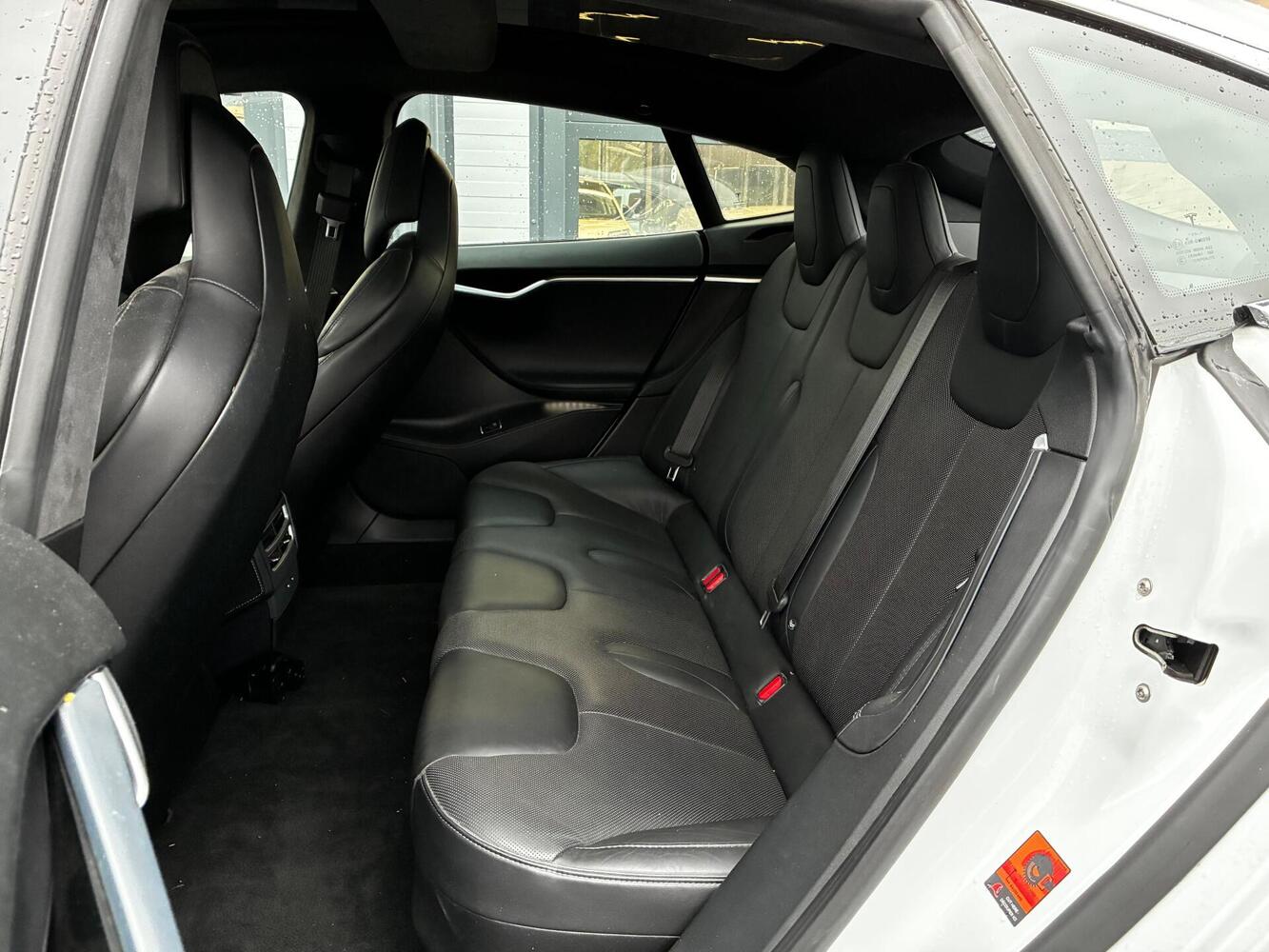 Tesla Model S vaihtoauto
