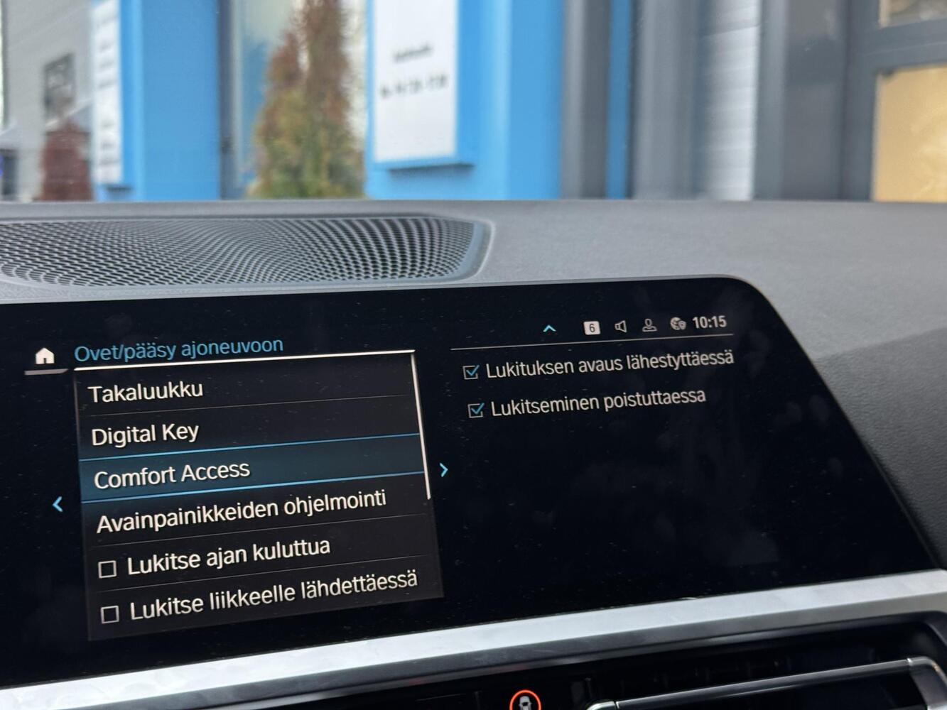 BMW 320 vaihtoauto