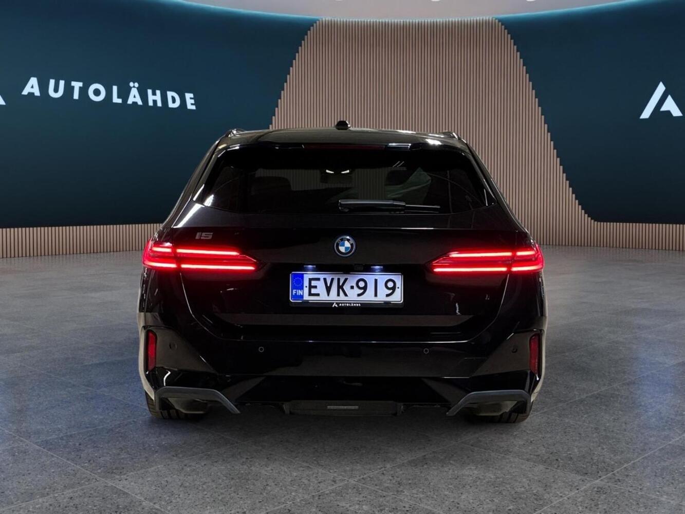 BMW i5 vaihtoauto